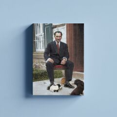 Gazi Mustafa Kemal Atatürk Yavru Köpeklerle Otururken 70 x 100