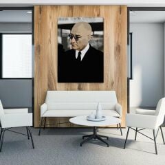 Gazi Mustafa Kemal Atatürk Gözlüklü Siyah Efektli Kanvas Tablo