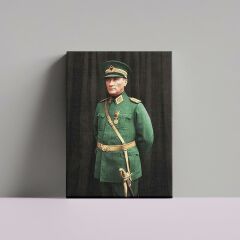 Mustafa Kemal Atatürk Asker Üniformasıyla Kanvas Tablo