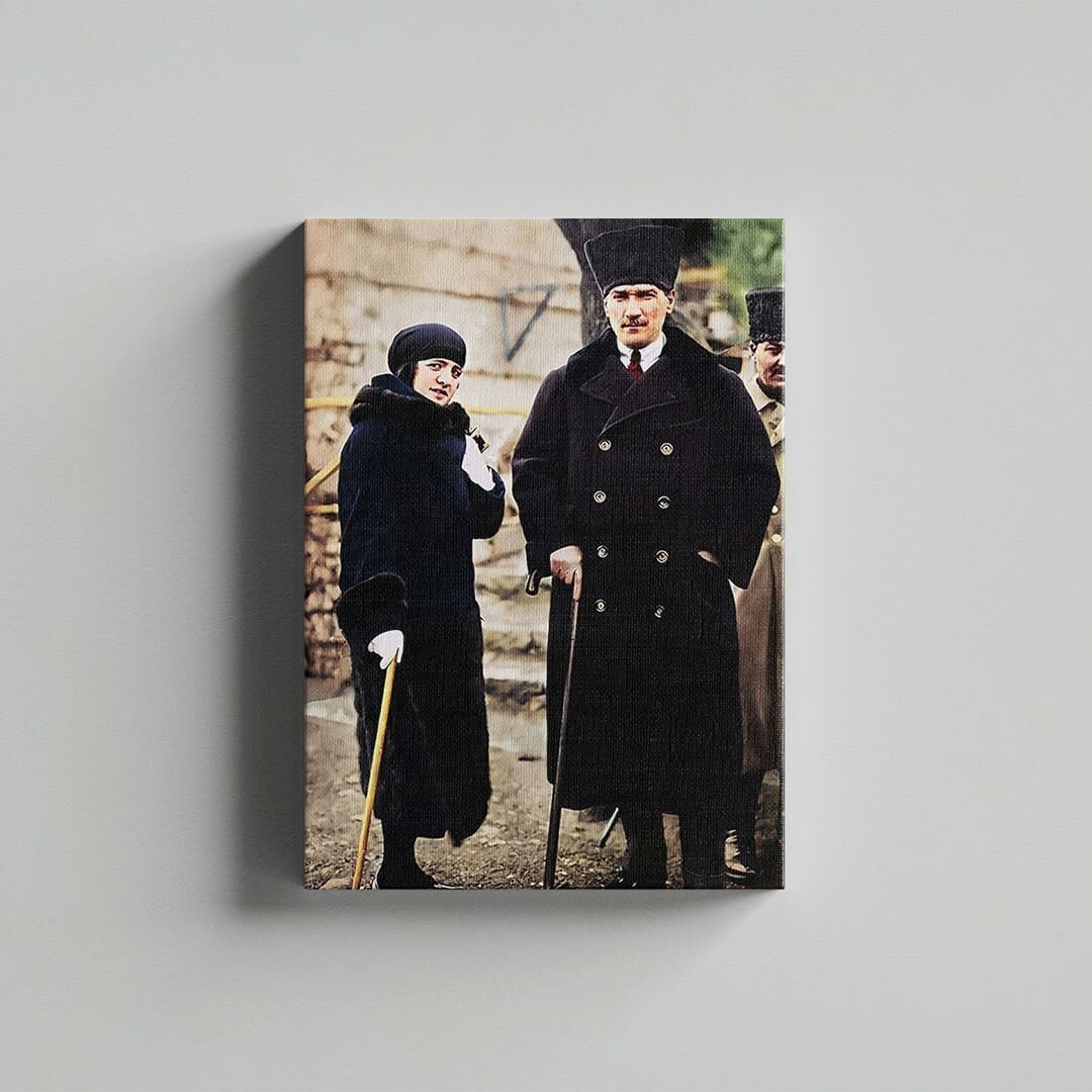 Mustafa Kemal Atatürk İle Latife Hanım Bastonlu Kanvas Tablo 60 x 80