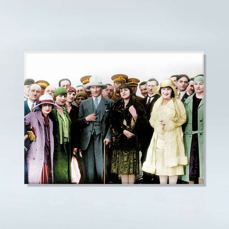 Atatürk Kılık Kıyafet Devrimi Kanvas Tablo