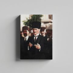 Mustafa Kemal Atatürk Dua Ederken Kanvas Tablo 35 x 50