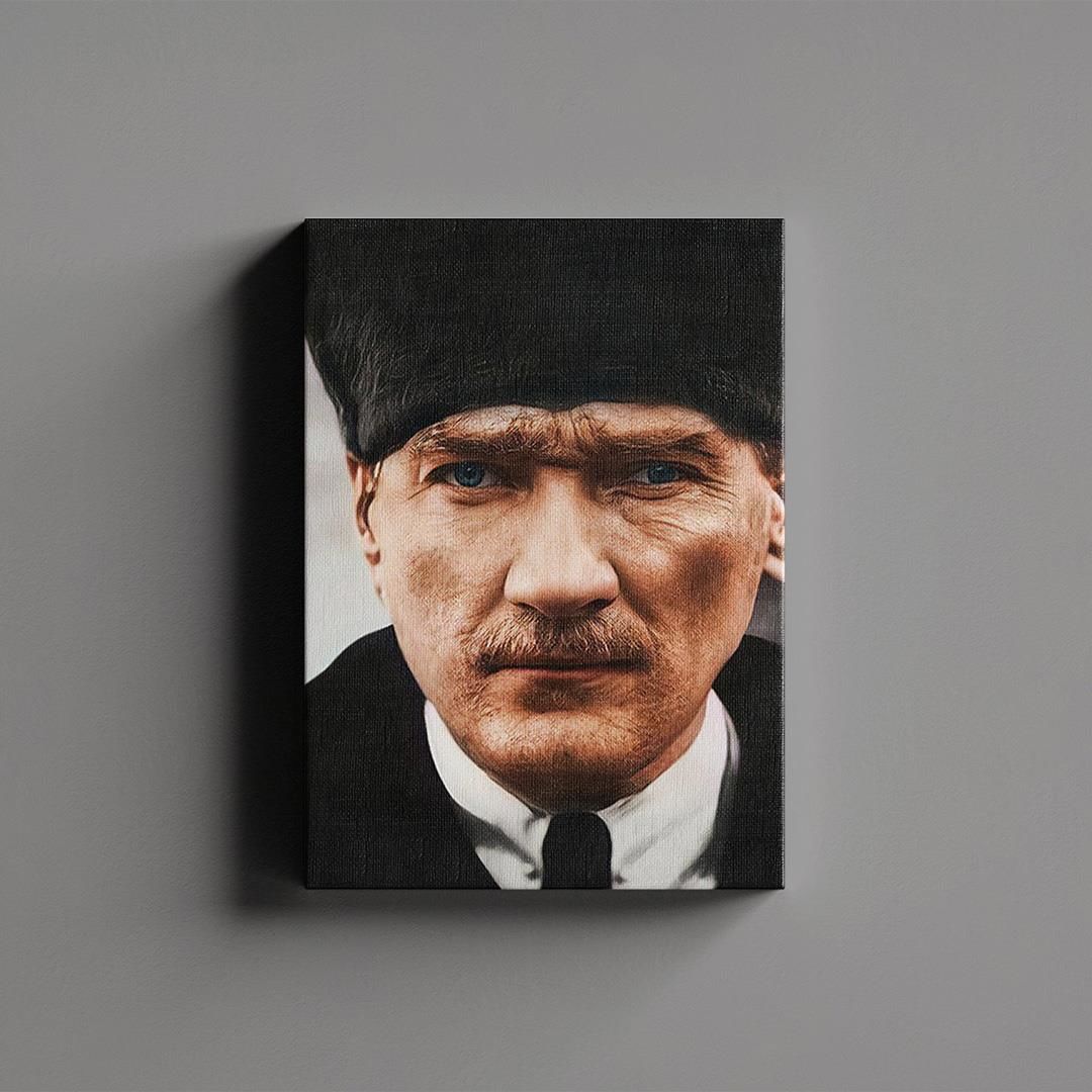 Mustafa Kemal Atatürk Kalpaklı Kanvas Tablo