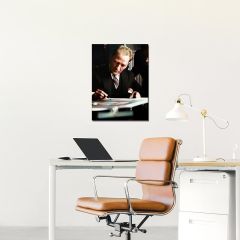 Mustafa Kemal Atatürk Üniformasıyla Yazı Yazarken Kanvas Tablo